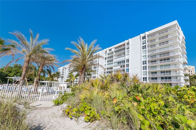 613 Ocean Dr 7C, Key Biscayne, FL 33149