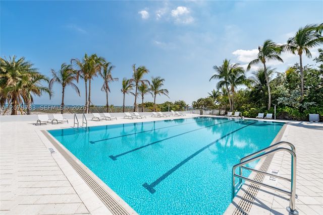 613 Ocean Dr 7C, Key Biscayne, FL 33149
