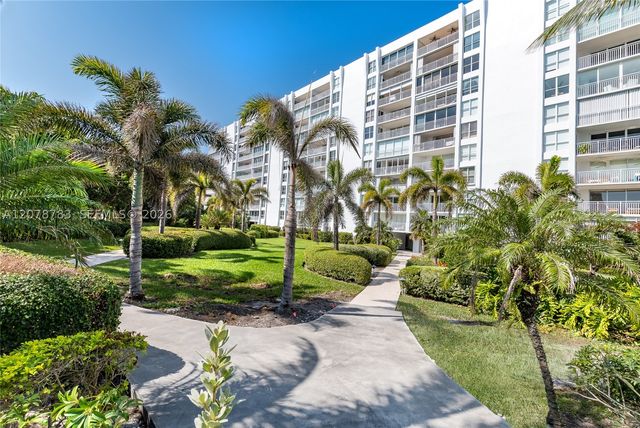 613 Ocean Dr 7C, Key Biscayne, FL 33149