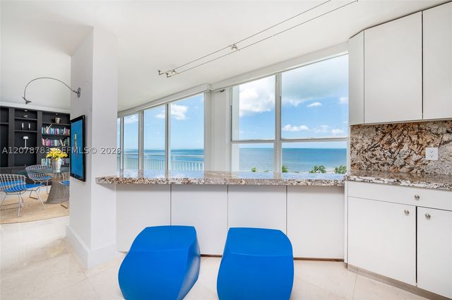 613 Ocean Dr 7C, Key Biscayne, FL 33149