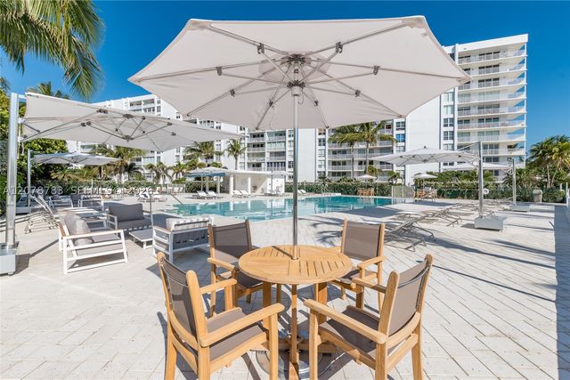 613 Ocean Dr 7C, Key Biscayne, FL 33149