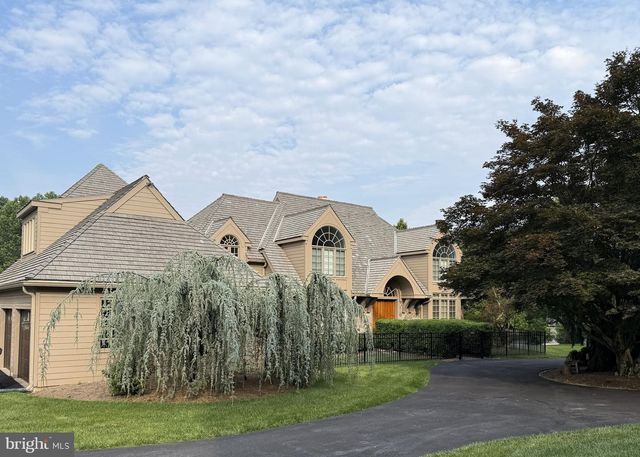 2220 BODINE RD, Malvern, PA 19355