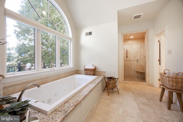 2220 BODINE RD, Malvern, PA 19355