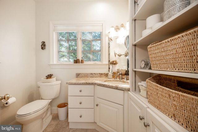 2220 BODINE RD, Malvern, PA 19355