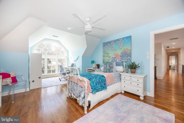 2220 BODINE RD, Malvern, PA 19355