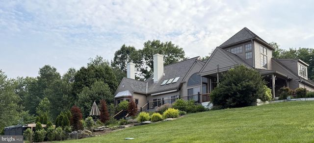 2220 BODINE RD, Malvern, PA 19355