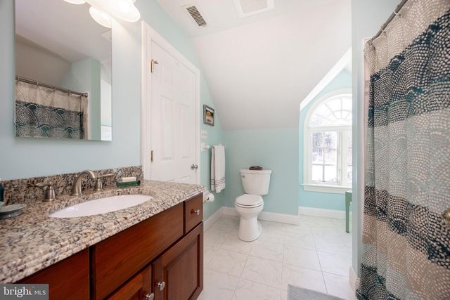 2220 BODINE RD, Malvern, PA 19355