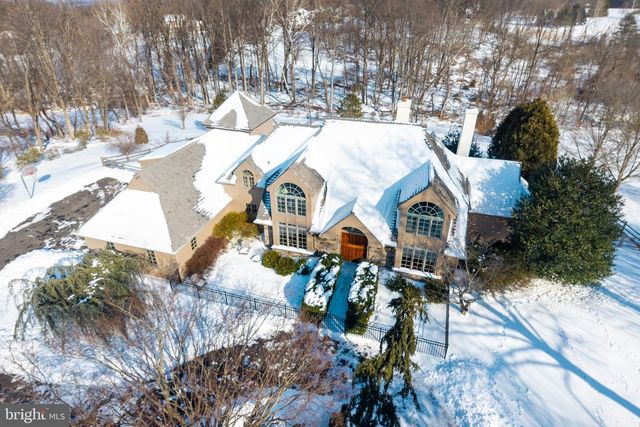 2220 BODINE RD, Malvern, PA 19355