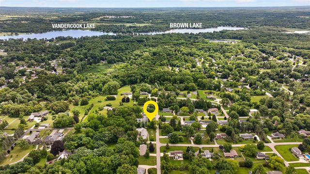 3841 Guest, Jackson, MI 49203
