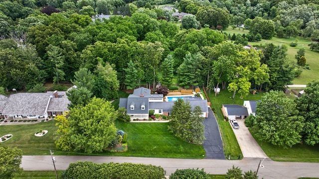 3841 Guest, Jackson, MI 49203