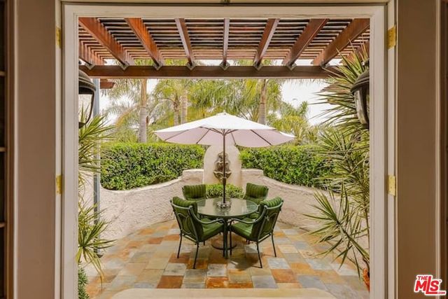 1203 S Rimpau Boulevard, Los Angeles, CA 90019