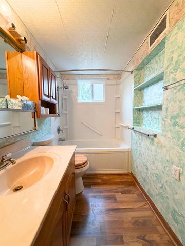 12381 N Saginaw Road, Clio, MI 48420