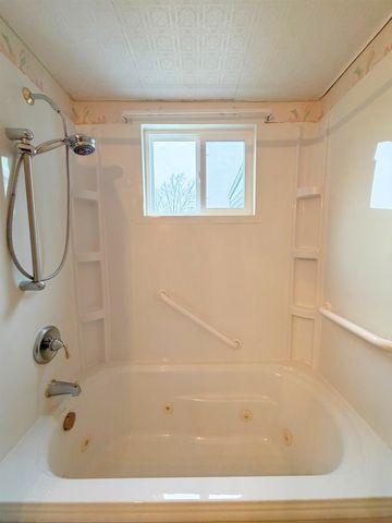 12381 N Saginaw Road, Clio, MI 48420