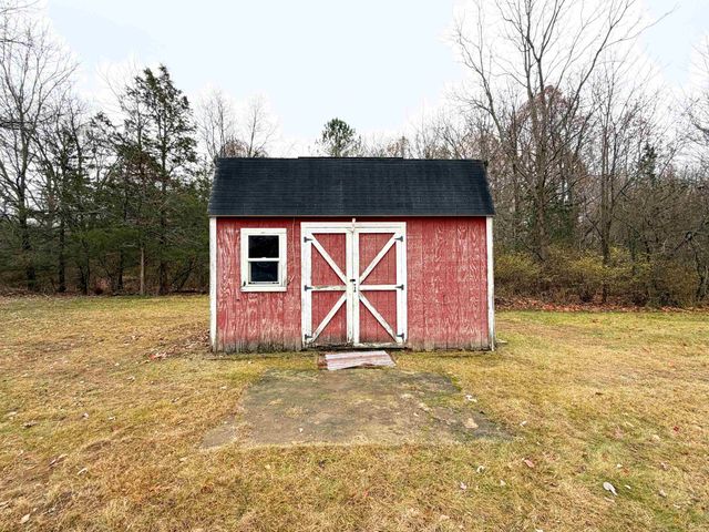 12381 N Saginaw Road, Clio, MI 48420