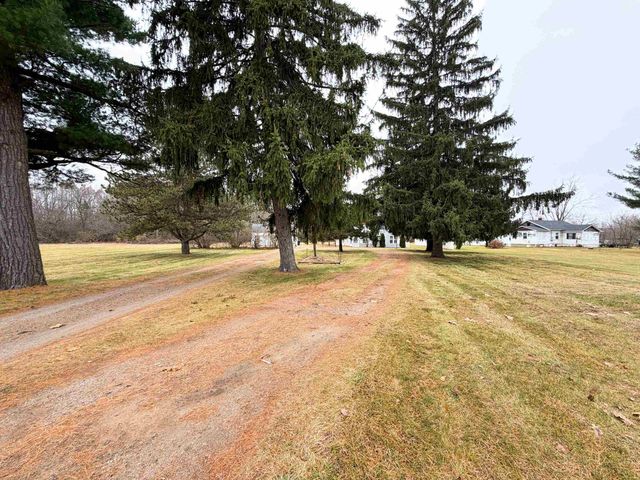 12381 N Saginaw Road, Clio, MI 48420