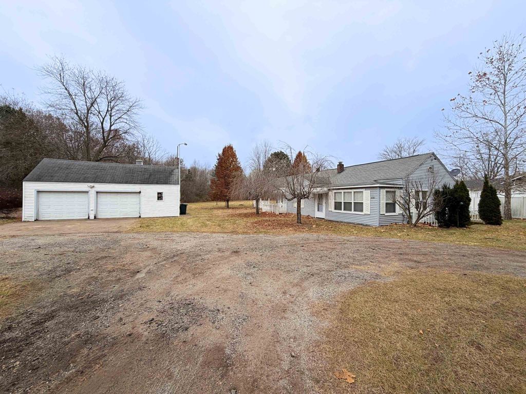 12381 N Saginaw Road, Clio, MI 48420