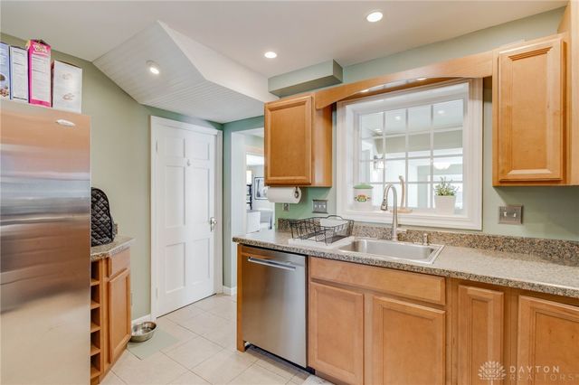 3073 Hillside Avenue, Dayton, OH 45429