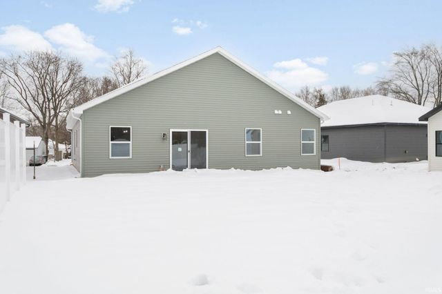 1707 Thornhill Drive, South Bend, IN 46614