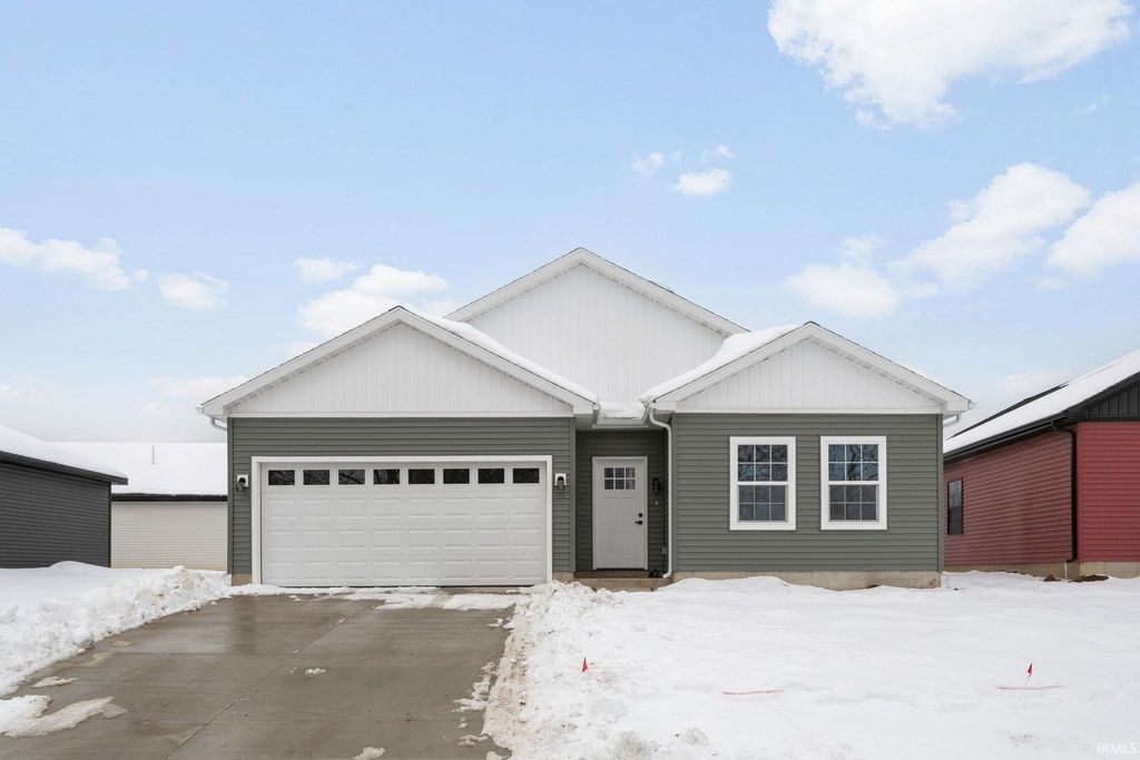 1707 Thornhill Drive, South Bend, IN 46614