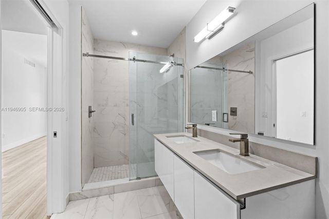 101 Diplomat Pkwy 1610, Hallandale Beach, FL 33009