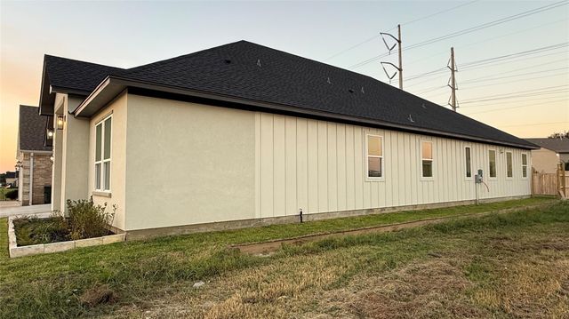 7180 Royal Meadows Street, Port Arthur, TX 77642