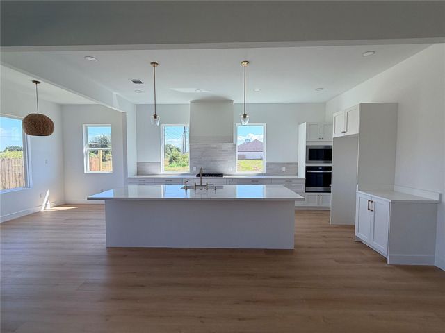 7180 Royal Meadows Street, Port Arthur, TX 77642