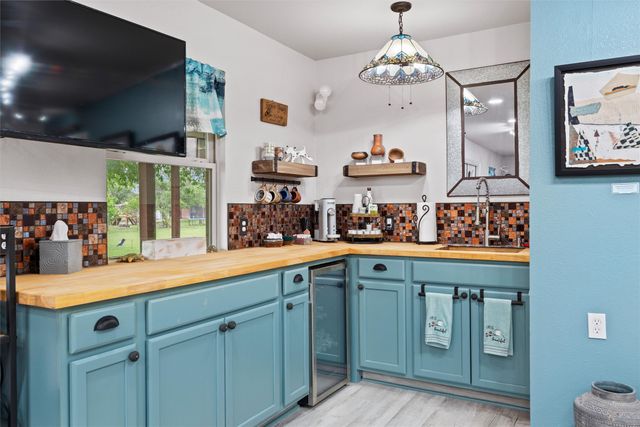 5660 Veal Station Road, Weatherford, TX 76085