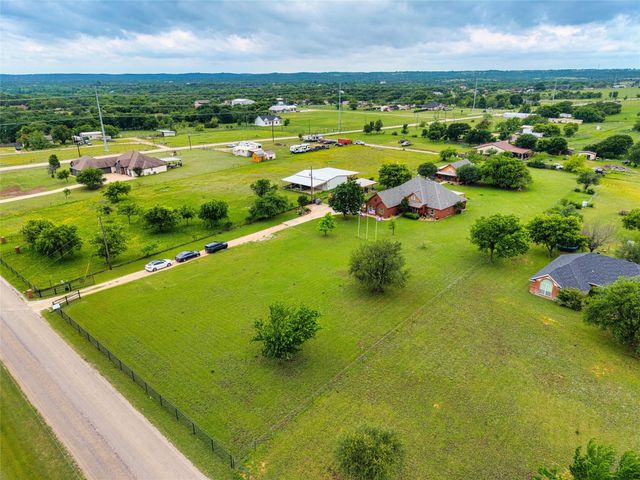 5660 Veal Station Road, Weatherford, TX 76085