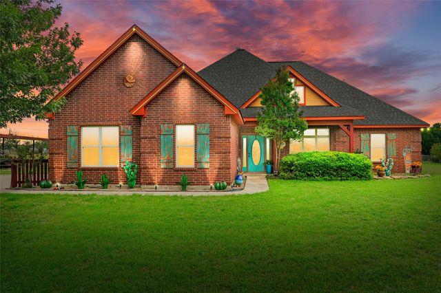 5660 Veal Station Road, Weatherford, TX 76085