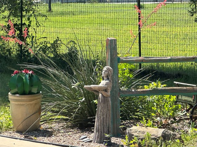 5660 Veal Station Road, Weatherford, TX 76085