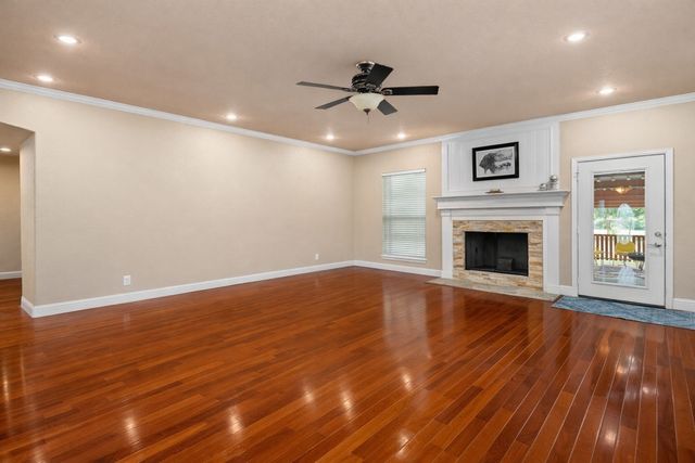 5660 Veal Station Road, Weatherford, TX 76085