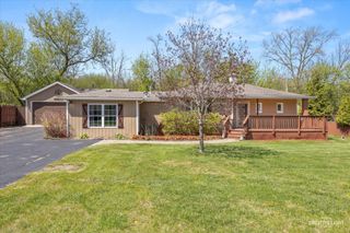 6N542 Wyoming Avenue, St. Charles, IL 60174