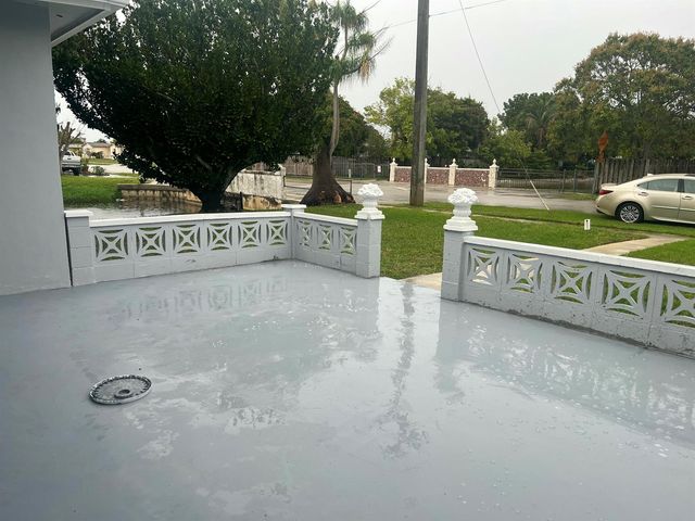 4680 NW 39th Street, Lauderdale Lakes, FL 33319