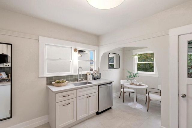 2612 Washington Street, Alameda, CA 94501