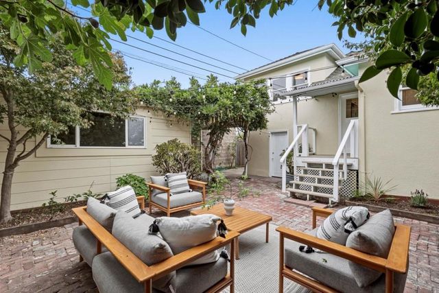 2612 Washington Street, Alameda, CA 94501