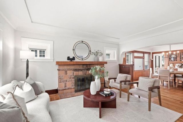 2612 Washington Street, Alameda, CA 94501