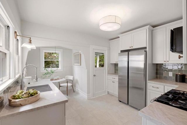 2612 Washington Street, Alameda, CA 94501
