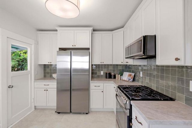 2612 Washington Street, Alameda, CA 94501