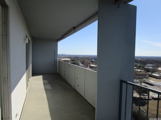 7039 San Pedro Ave Apt 1110, San Antonio, TX 78216