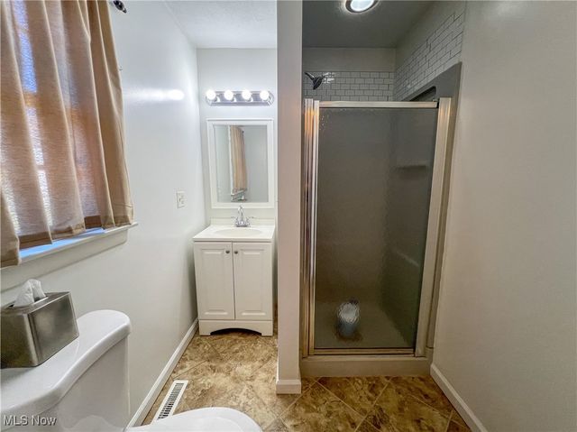 1575 Globe Street, East Liverpool, OH 43920