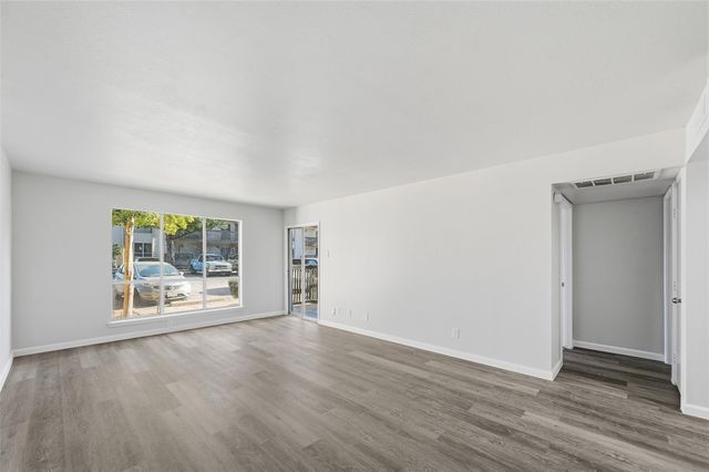 4851 Cedar Springs Road 189, Dallas, TX 75219