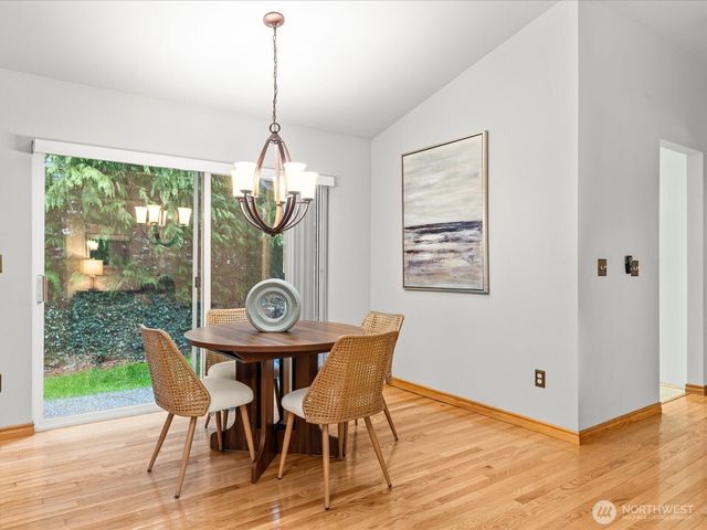 4227 Stonebridge Way, Lynnwood, WA 98037