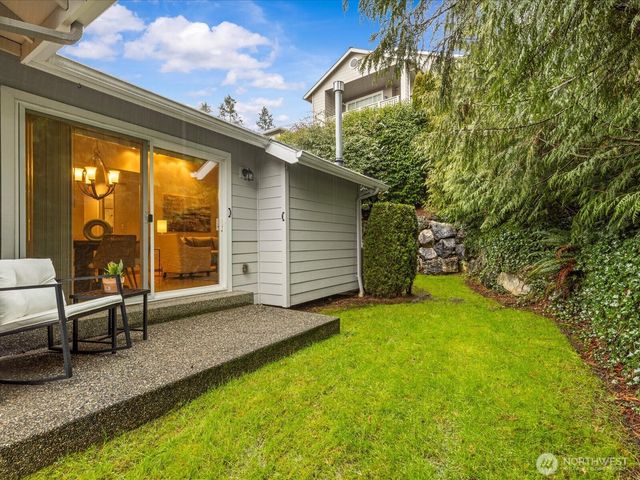 4227 Stonebridge Way, Lynnwood, WA 98037