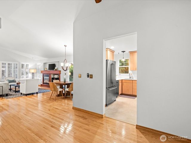 4227 Stonebridge Way, Lynnwood, WA 98037