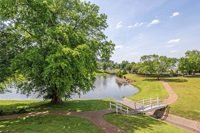 209 Ashlawn Ct Unit 209, Nashville, TN 37215
