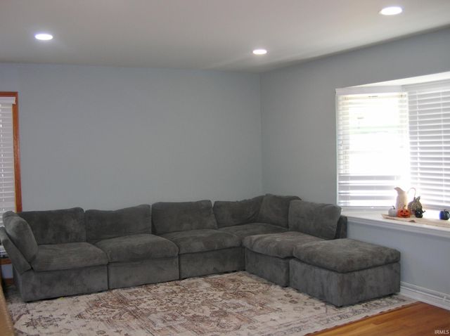 2228 Heritage Avenue, Evansville, IN 47711