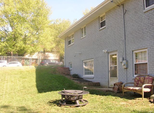 2228 Heritage Avenue, Evansville, IN 47711