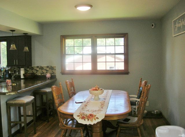 2228 Heritage Avenue, Evansville, IN 47711