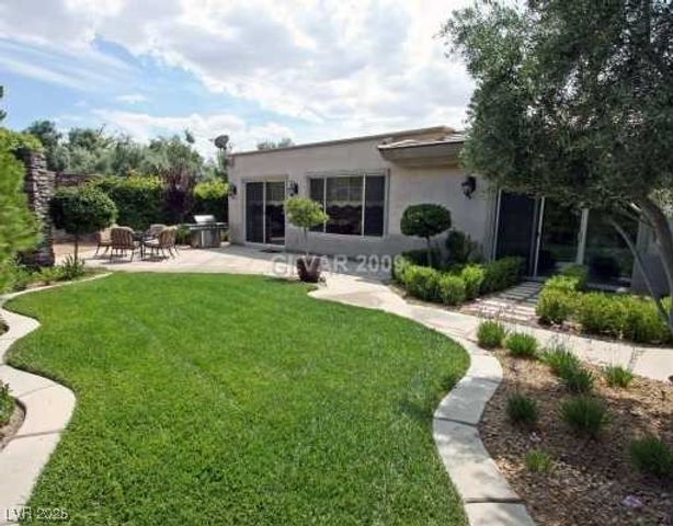 16 FEATHER SOUND Drive 0, Henderson, NV 89052