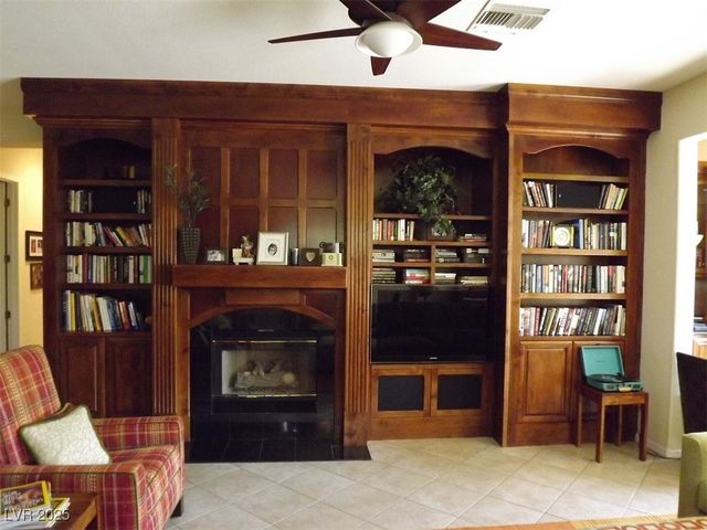 16 FEATHER SOUND Drive 0, Henderson, NV 89052